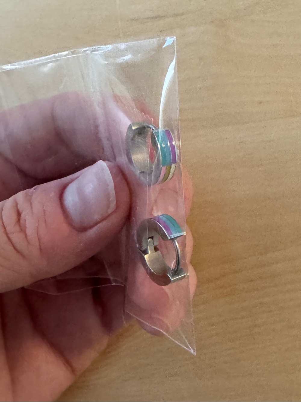 Oh Clem Multi-Color Chunky Huggie Earrings - Picture 2 of 2